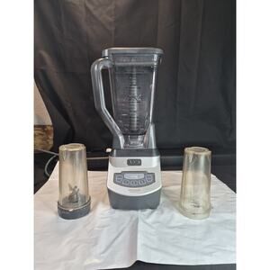 Ninja Professional 1100W Blender Set Pitcher + 2 Smoothie Cups & 1 Extra Blade